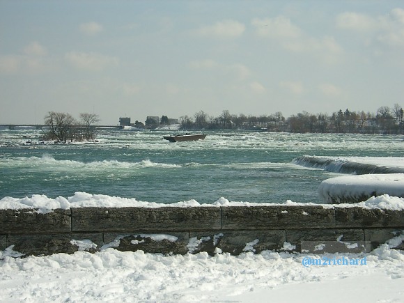 Niagra Falls-Winter/RichsunDay3-09-08 118.jpg