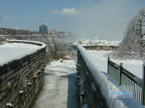 Niagra Falls-Winter/RichsunDay3-09-08 120.jpg