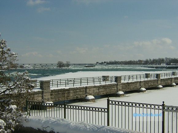 Niagra Falls-Winter/RichsunDay3-09-08 129.jpg