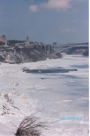 Niagra Falls-Winter/niagarafalls08.jpg